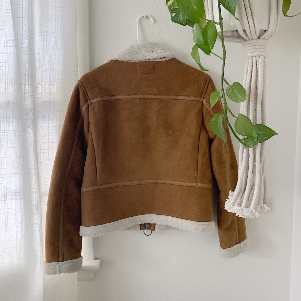 Fleece lined, suede jacket. - Picture 4 of 4